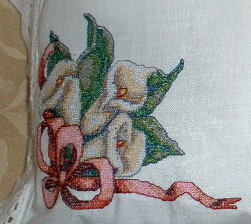 Calla Lilies Pillow Embroidery Designs